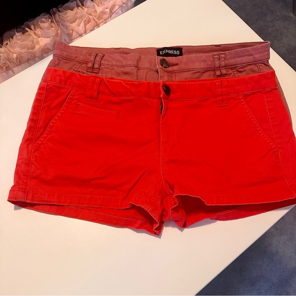 Set of two Express Twill Shorts Size 6 - Picture 2 of 5